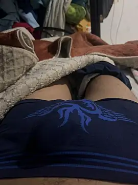 Snapshot of Brandon61414 chatting on April 9, 6:19 am Brandon61414 online show from April 9, 6:19 am