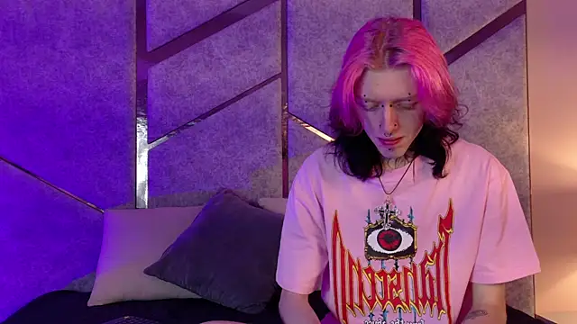 Hanna-Winchester online show from July 12, 8:33 pm