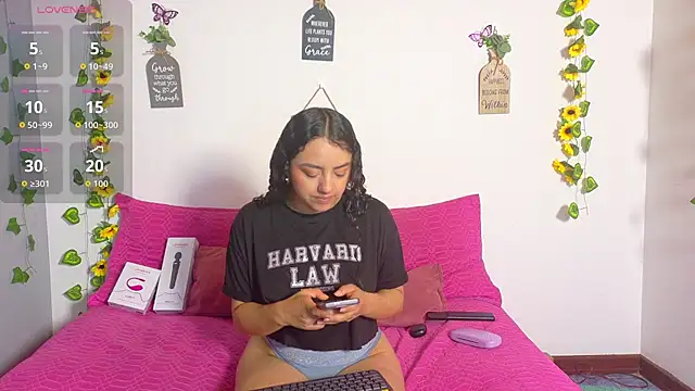 emiily curly online show from July 29, 12:25 pm