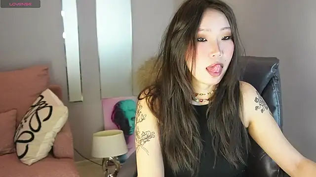 ElinaMotion online show from February 11, 1:10 am