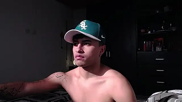 Jhon mendoza online show from February 4, 9:09 pm