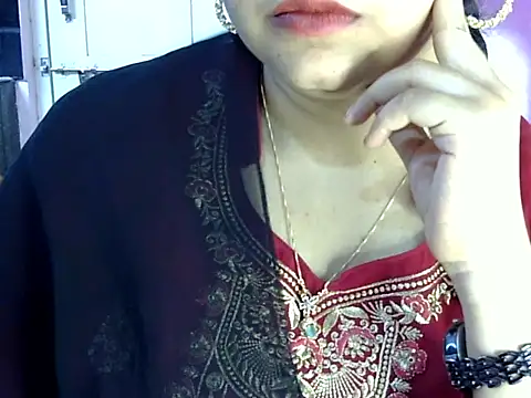 Cute Aliyaa online show from June 27, 1:28 pm