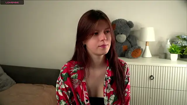 Snapshot of SelmaCarolfi chatting on March 16, 1:22 am SelmaCarolfi online show from March 16, 1:22 am