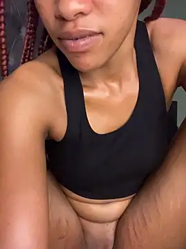 Hot Mess18 online show from February 2, 7:01 pm