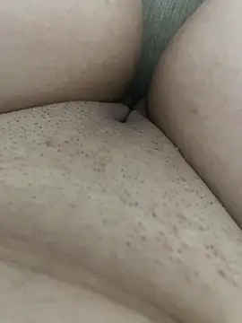 teubrinquedinho online show from May 30, 3:47 am