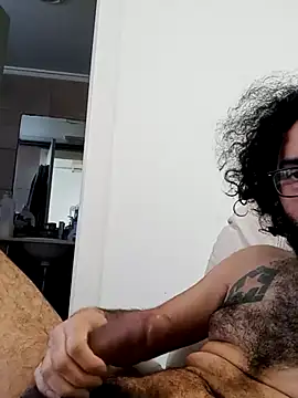 Batou1683 online show from February 12, 12:44 pm