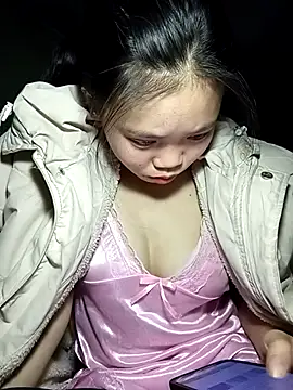 derylove  online show from February 4, 6:36 pm