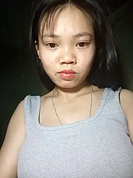 derylove  online show from March 23, 4:22 pm