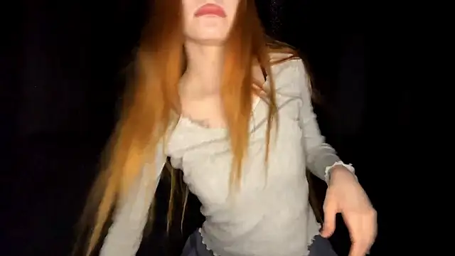 Snapshot of Kiralovessto chatting on March 13, 11:50 am Kiralovessto online show from March 13, 11:50 am