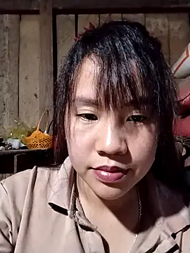 Snapshot of Lymimi chatting on April 18, 11:47 am Lymimi online show from April 18, 11:47 am