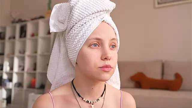 Appr0ved  online show from March 28, 2:27 pm