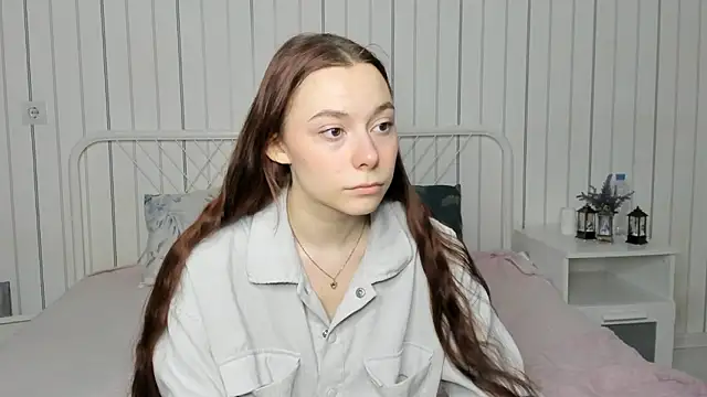 Snapshot of BuenaSchmaling chatting on March 8, 8:23 pm BuenaSchmaling online show from March 8, 8:23 pm