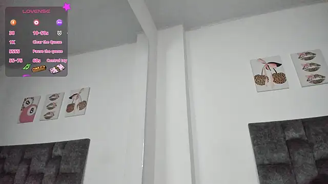 Snapshot of Isabella_Moon9 chatting on June 2, 11:45 am Isabella Moon9 online show from June 2, 11:45 am