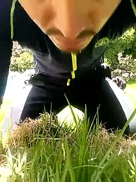 Snapshot of serranoandre chatting on February 28, 4:19 pm serranoandre online show from February 28, 4:19 pm