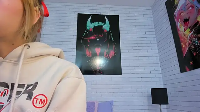 AlanaaHell online show from February 16, 9:00 pm