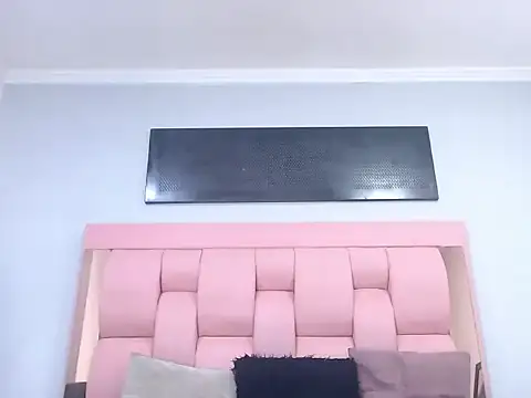 Yander 0 online show from February 5, 12:21 pm