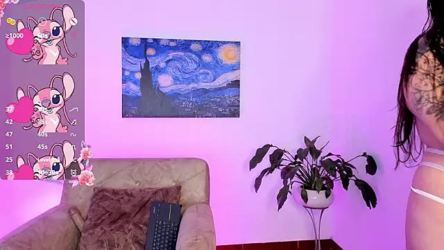 Snapshot of n_tiana chatting on March 13, 5:03 am n tiana online show from March 13, 5:03 am