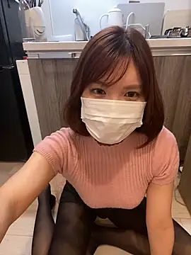  3 mNm 3  online show from May 5, 1:19 pm