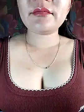 Snapshot of Reina_Fcup01 chatting on February 20, 1:33 pm Reina Fcup01 online show from February 20, 1:33 pm