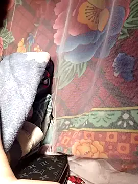 Snapshot of Reina_Fcup01 chatting on March 8, 1:14 am Reina Fcup01 online show from March 8, 1:14 am