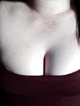 Snapshot of Reina_Fcup01 chatting on March 22, 1:36 pm Reina Fcup01 online show from March 22, 1:36 pm