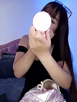 angel naturall online show from March 10, 9:31 pm