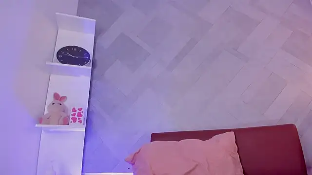 Zoe dream  online show from March 25, 8:59 pm