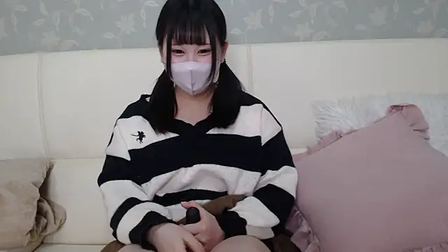 anzu vvv online show from February 5, 4:28 am