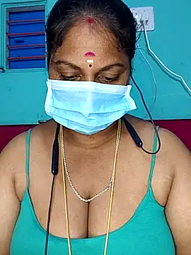 Snapshot of TamilSembaruthi143 chatting on June 7, 7:39 pm TamilSembaruthi143 online show from June 7, 7:39 pm