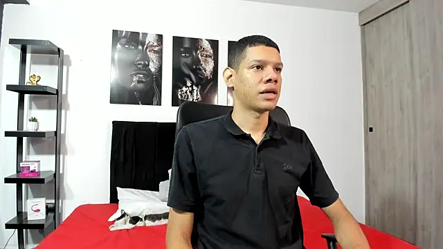 milo cruz  online show from February 5, 3:27 pm