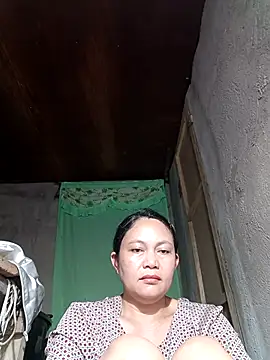 Snapshot of hotpinay_45 chatting on February 21, 8:15 am hotpinay 45 online show from February 21, 8:15 am