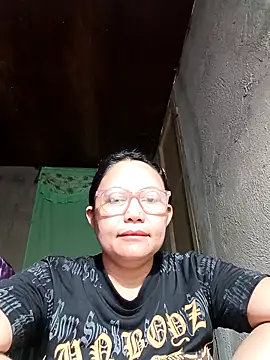 Snapshot of hotpinay_45 chatting on March 12, 3:23 am hotpinay 45 online show from March 12, 3:23 am