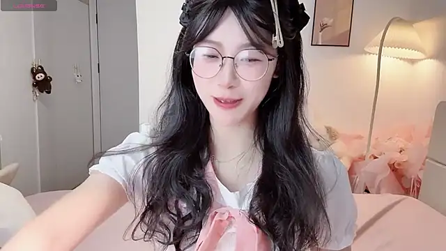 Luminous4173 online show from July 17, 1:18 pm