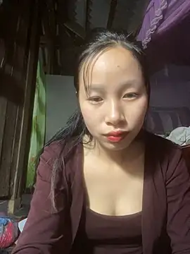 Snapshot of -Xenia_ chatting on February 7, 5:16 pm -Xenia online show from February 7, 5:16 pm