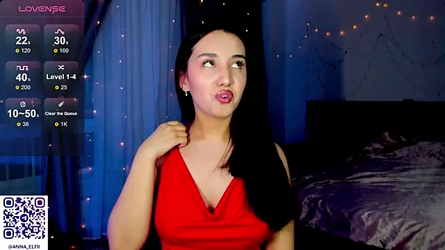 Snapshot of Anna_Elfii chatting on April 1, 7:44 pm Anna Elfii online show from April 1, 7:44 pm