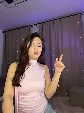 Snapshot of Anna_Elfii chatting on April 18, 7:58 pm Anna Elfii online show from April 18, 7:58 pm