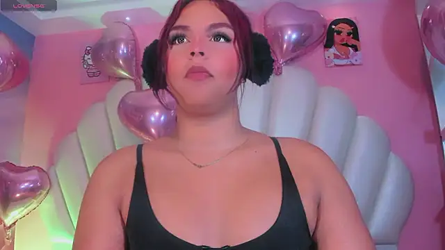 Maia Hotts online show from February 14, 12:13 pm