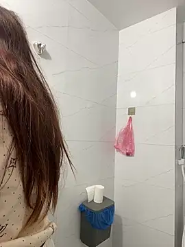 Emxinhka1 online show from April 25, 4:04 am