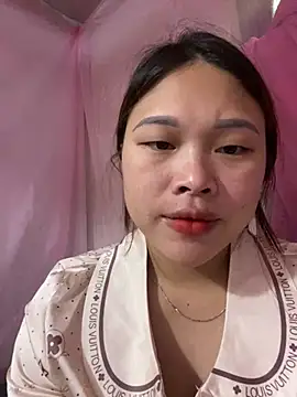 Emxinhka1 online show from April 27, 7:06 am