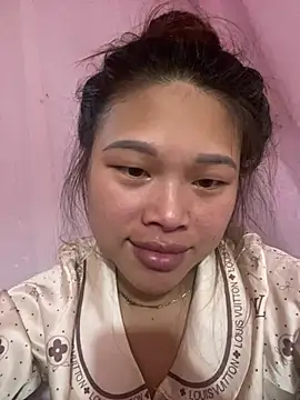 Emxinhka1 online show from May 5, 9:06 am