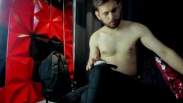 Snapshot of dany_ray chatting on February 18, 12:01 pm dany ray online show from February 18, 12:01 pm