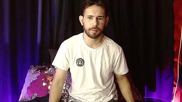 Snapshot of dany_ray chatting on March 13, 12:23 pm dany ray online show from March 13, 12:23 pm