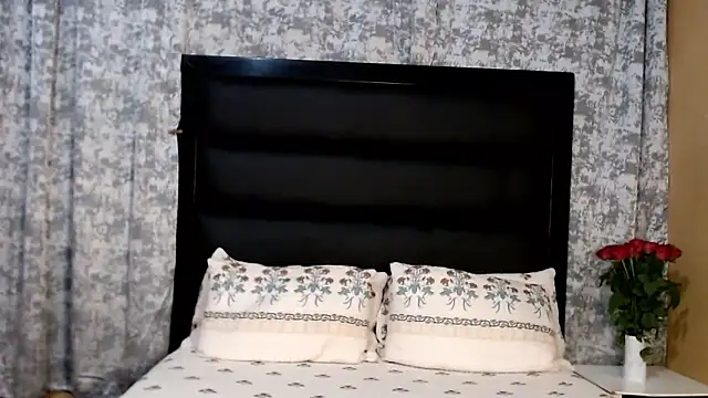 Snapshot of AppleAsss chatting on March 22, 8:23 pm AppleAsss online show from March 22, 8:23 pm