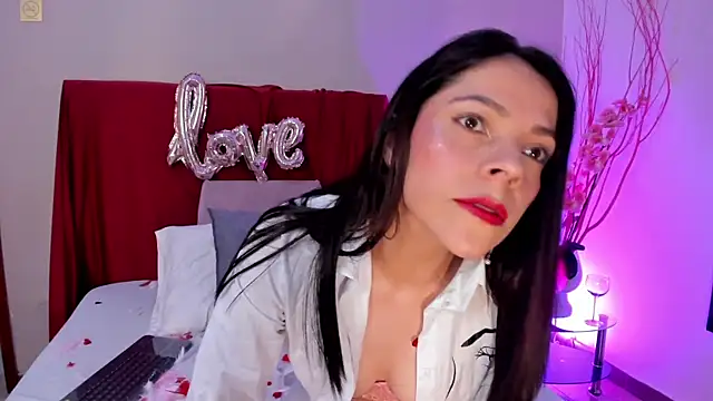 AnnaBroooks online show from February 14, 11:23 pm