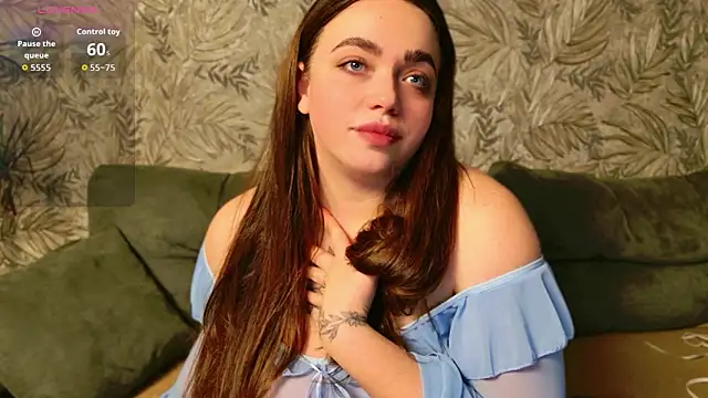 AliraX online show from February 1, 8:40 pm