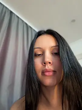 lorry6 online show from June 3, 2:33 pm