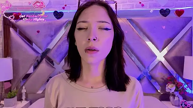 HarperrWest online show from March 6, 8:38 pm