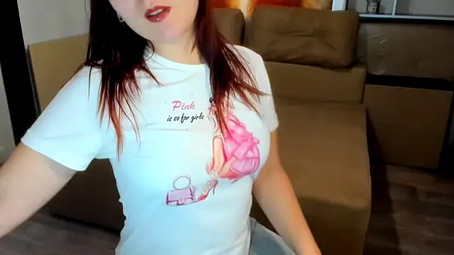 Snapshot of NotYourDoll chatting on February 7, 6:45 am NotYourDoll online show from February 7, 6:45 am