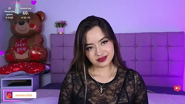 Snapshot of arycooper_ chatting on April 4, 11:51 am arycooper online show from April 4, 11:51 am