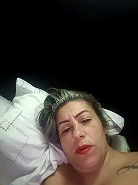 Snapshot of maynor_1998 chatting on March 5, 9:49 am maynor 1998 online show from March 5, 9:49 am